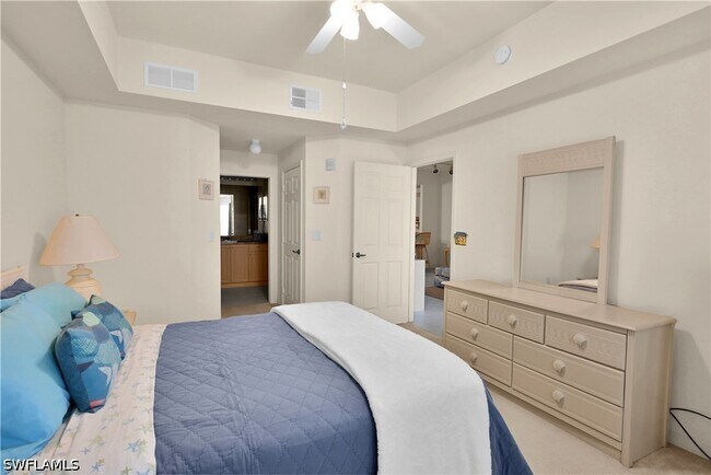 Building Photo - 15979 Mandolin Bay Dr