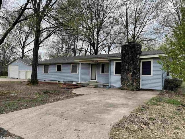 Building Photo - 1801 Graham Rd