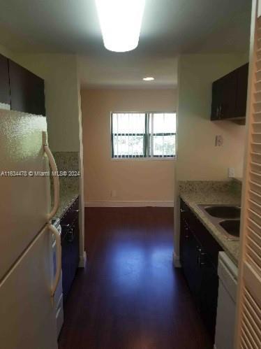 Foto del edificio - 4088 N Pine Island Rd