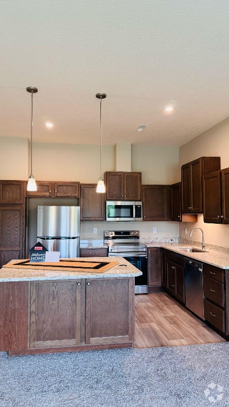 Building Photo - 454 Glenhaven Wy