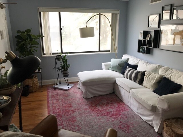 Foto del edificio - 2602 Tunlaw Rd NW