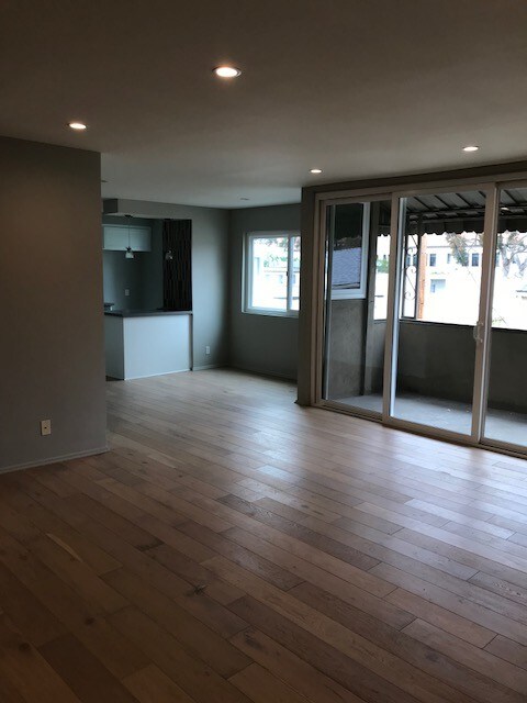 Foto principal - 601 California Ave