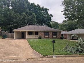 Building Photo - 7594 Rockingham Dr