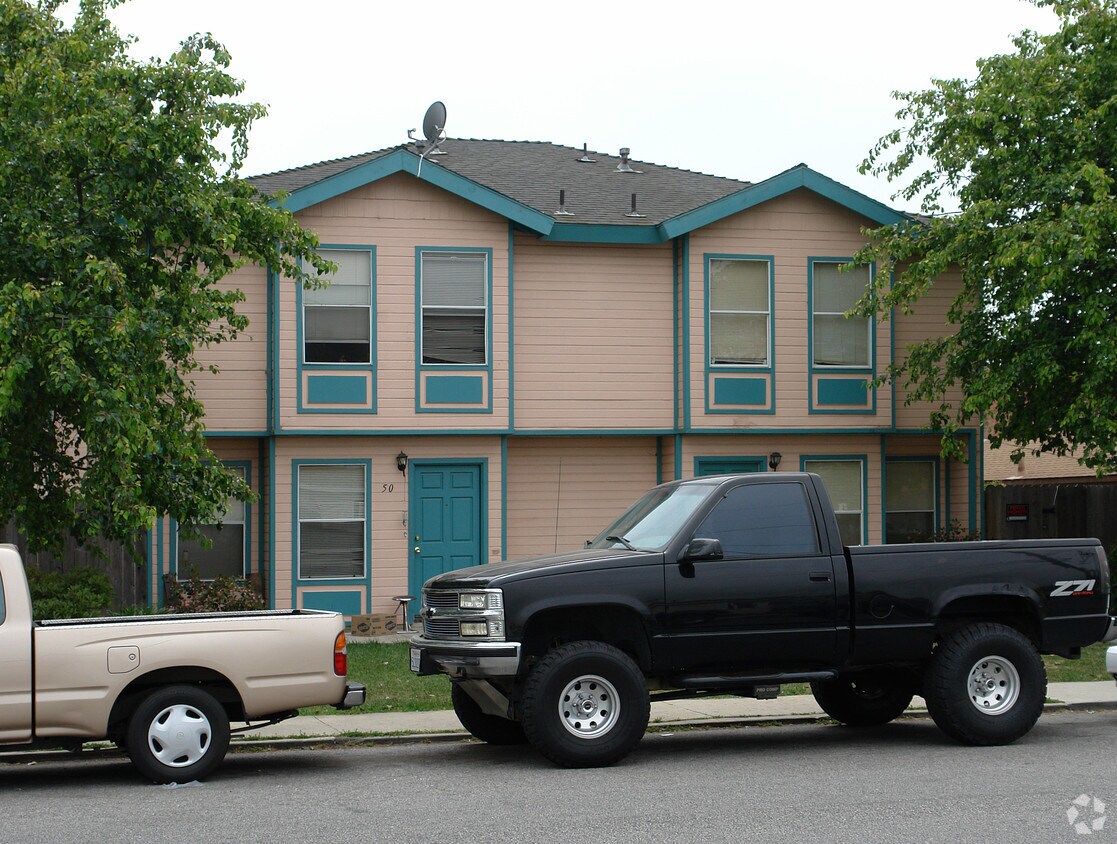 Primary Photo - 48-54 E Ramona