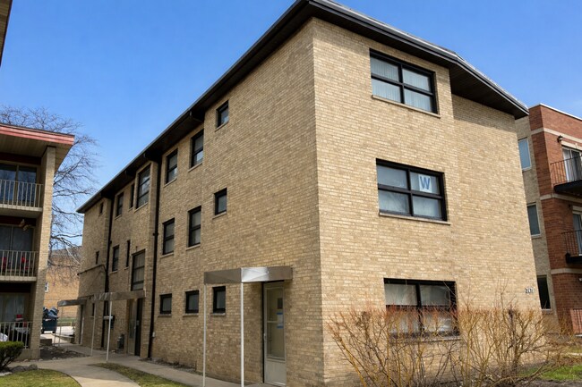 Foto del edificio - 2431 N 76th Ct