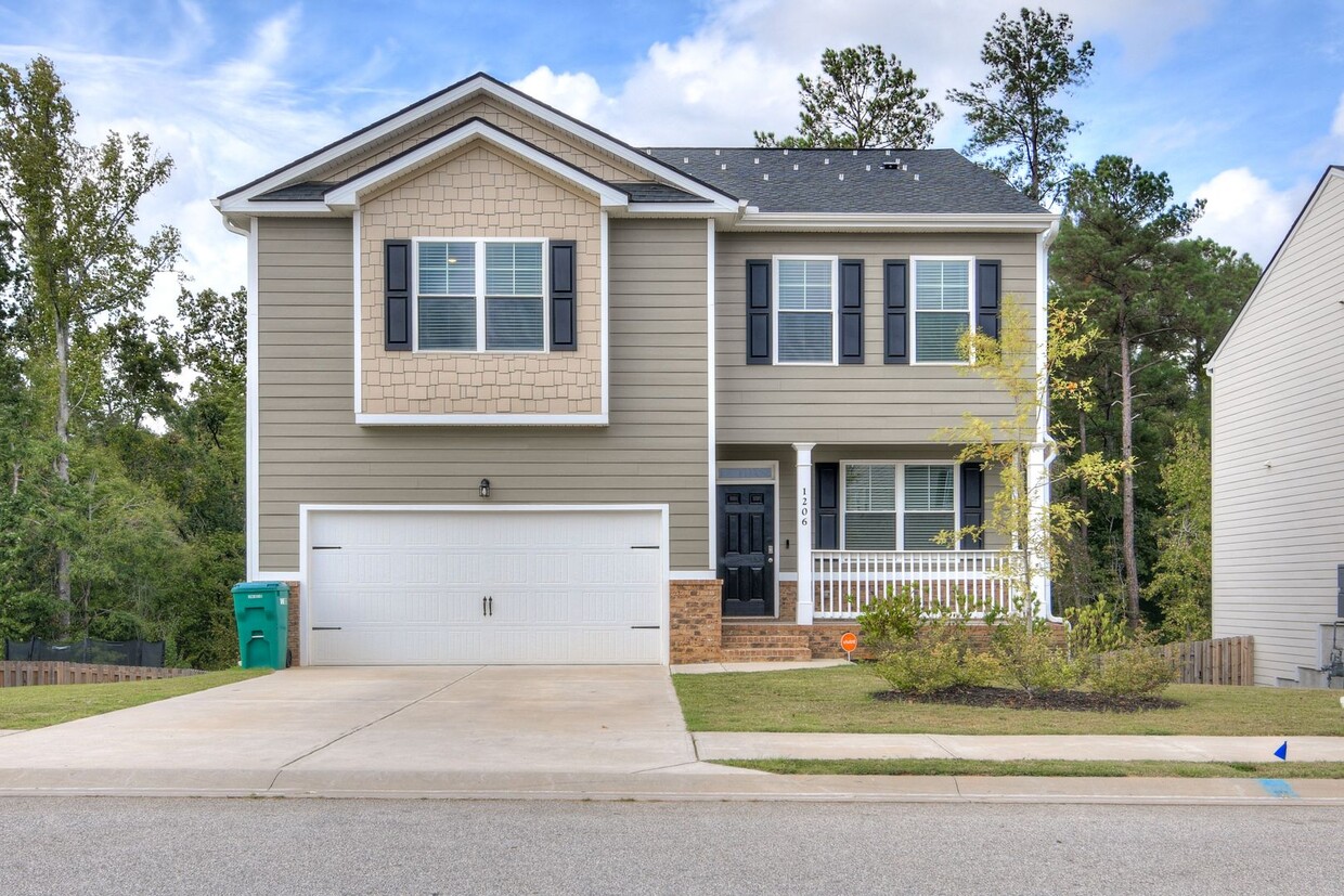 Primary Photo - Beautiful home with a Walkout Basement