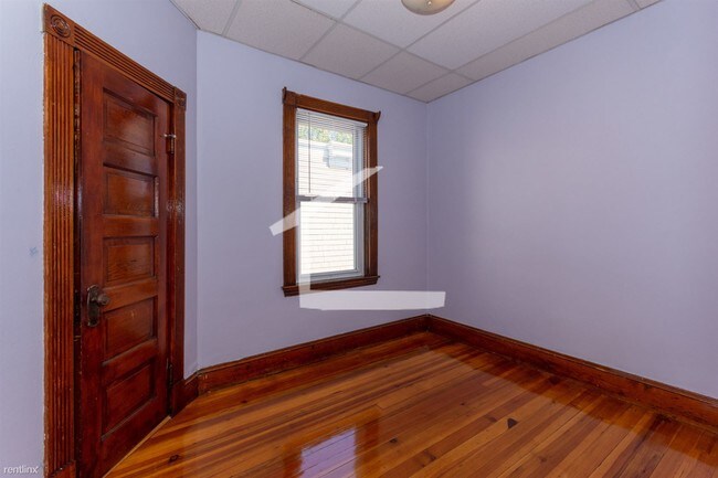 Foto del edificio - 3 br, 1 bath  - 27 Litchfield St # 28-3