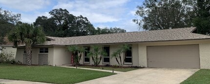 Building Photo - 130 Countryside Dr