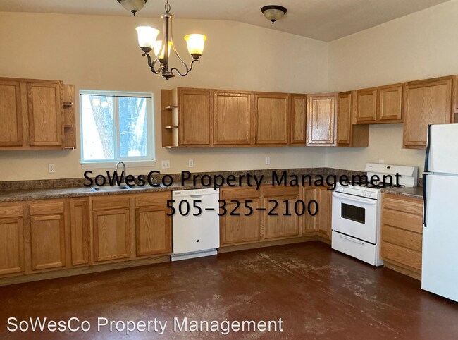 Building Photo - 2 br, 1 bath House - 32 Road 5117 Unit B