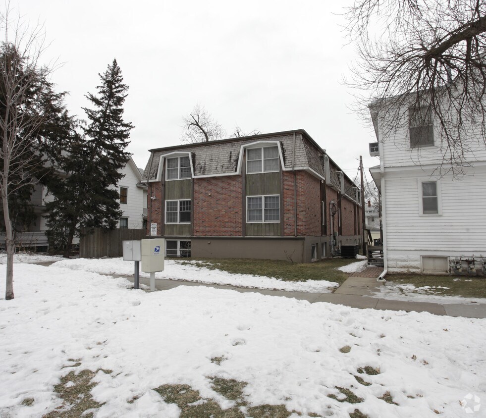 Building Photo - 1409 F St