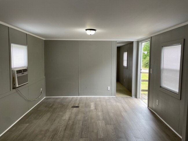 Foto del edificio - 3 BDRM 1/5 BA SINGLEWIDE MOBILE HOME IN PARK,INSIDE PETS OK WITH $25 EXTRA PER MONTH & $250 NON-R...