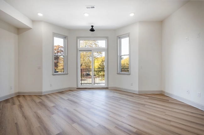 Foto del edificio - 2227 N 33rd St