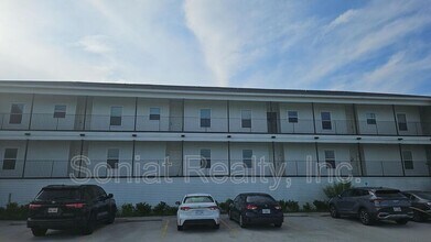Building Photo - 4504 Pontchartrain Dr