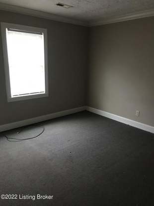 Foto del edificio - 829 Bartley Ave