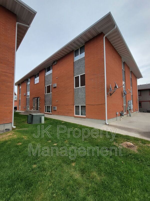 Foto principal - 3532 11th Ave S