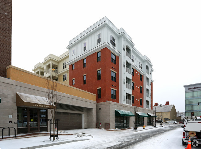 Foto del edificio - Bay House North Building Retail