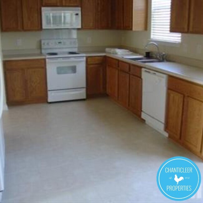 Foto del edificio - 105 Chandler Springs Dr