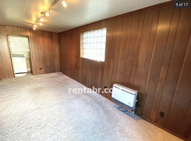 Building Photo - Come home to this Two Bedroom Bungalow in ...