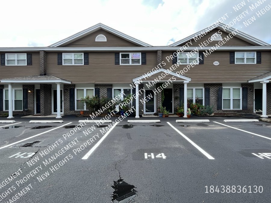 Primary Photo - 2 Bedroom Townhouse- West Ashley