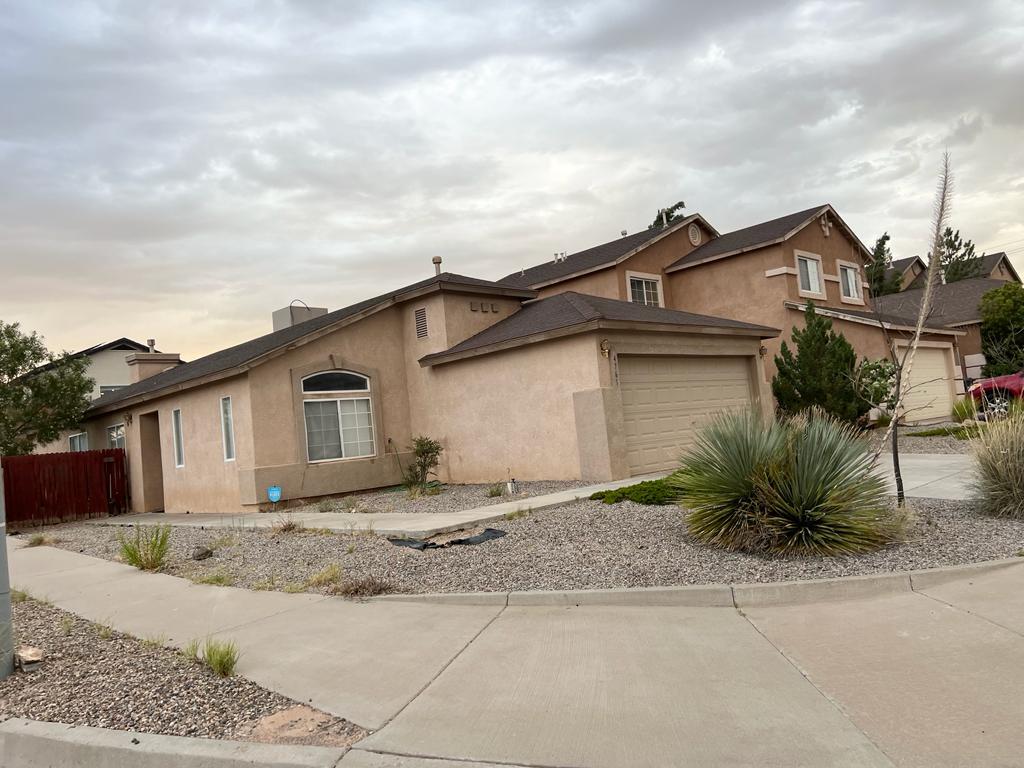 Foto principal - 4761 Jessica Dr NE