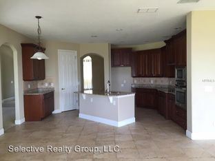 Building Photo - 418 Largovista Dr