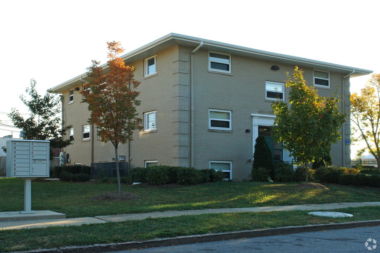 Building Photo - The Canterbury