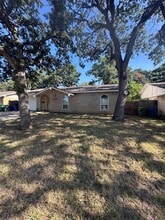 Building Photo - 1067 Winterwood Dr