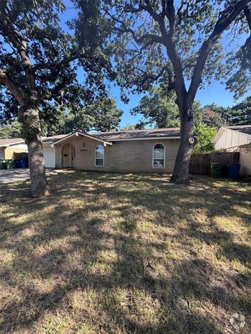 Building Photo - 1067 Winterwood Dr