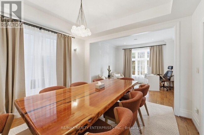 Photo du bâtiment - 93 Cumberland Dr