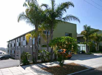 Building Photo - Crestview Villas