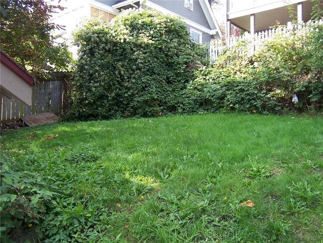 Foto del edificio - 2107 NE 54th St