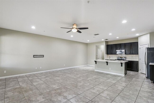 Foto del edificio - 618 Merry Brook Cir