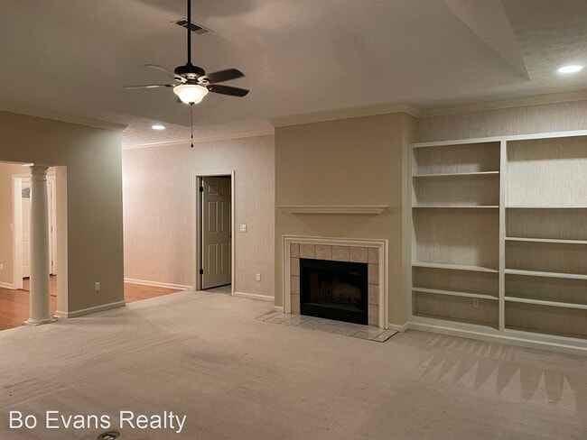 Building Photo - 4 br, 2 bath House - 161 Lake Forest Dr