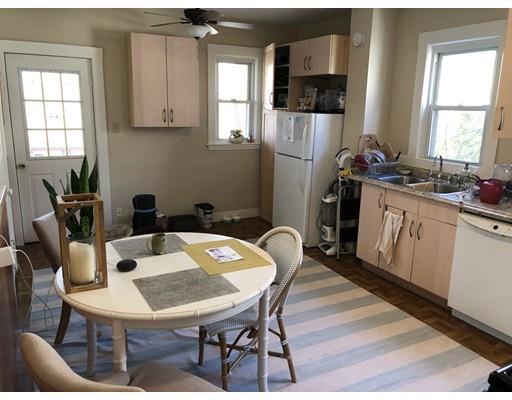 Foto del edificio - 215 Reservoir Rd