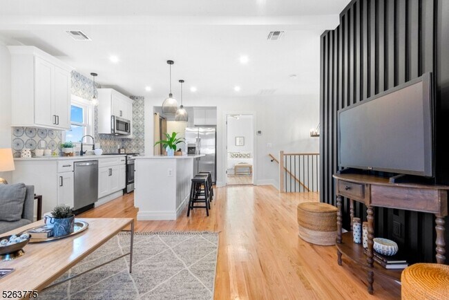Foto del edificio - 516 Pleasant Valley Way