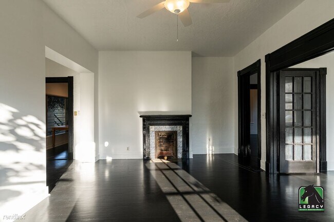 Building Photo - 6 br, 2 bath House - 2346 Portland Street