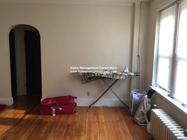 Foto del edificio - 349 Pleasant St