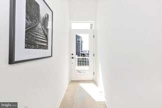 Building Photo - 1631 Blacksmith Wy