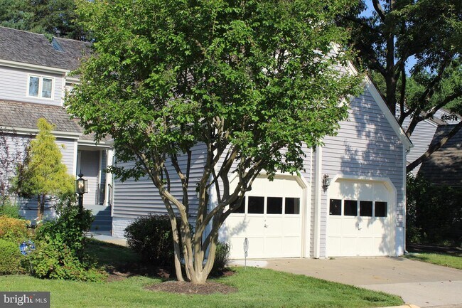 Building Photo - 1282 Wedgewood Manor Way