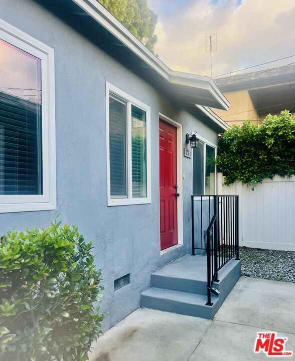 Foto del edificio - 1231 E Harvard St