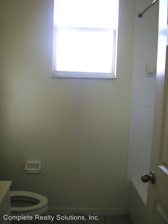 Building Photo - 598 Aston Lake Ct
