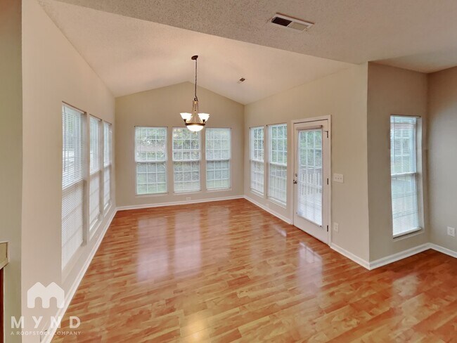 Building Photo - 3006 Canterbury Park Ct