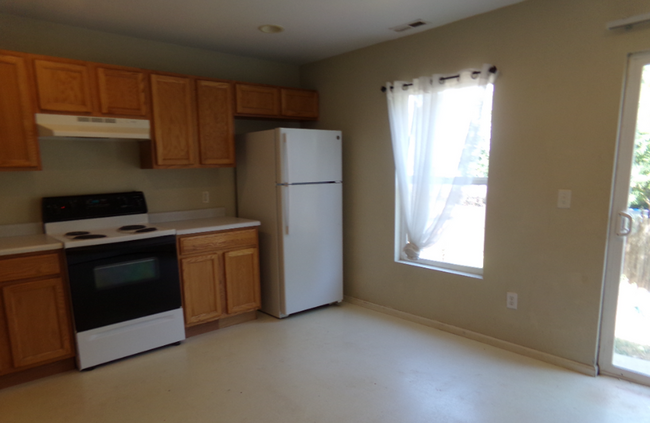 Foto del edificio - Fantastic 4 bedroom, 2 bathroom home in gr...