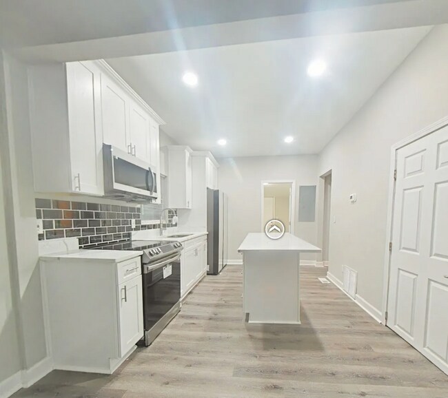 Foto del edificio - 249 Laurel Ave SW