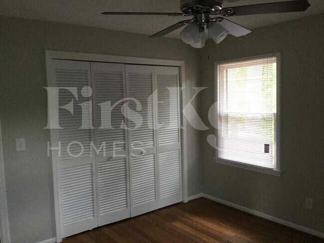 Foto del edificio - 965 Sugar Creek Dr SE