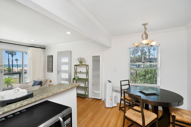 Building Photo - Ocean Condos- All Ocean View Apartments!