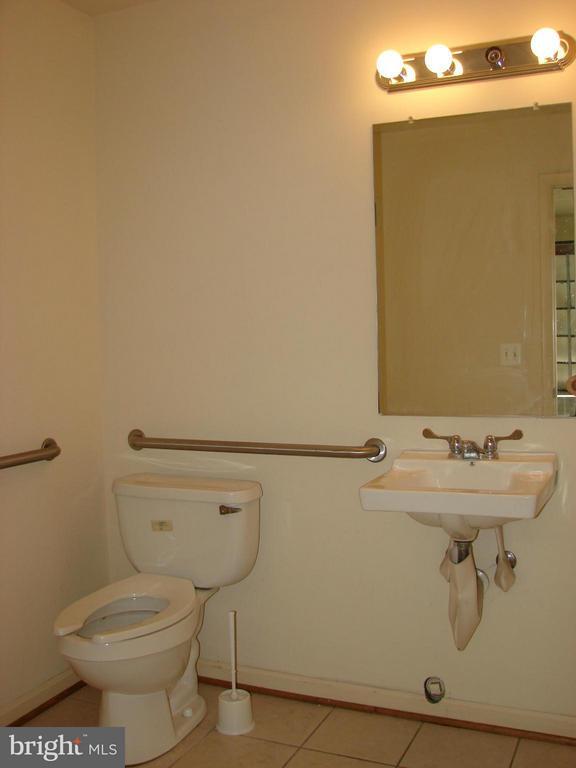 Foto del edificio - 2809 Belair Rd