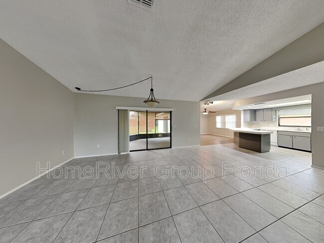 Building Photo - 7337 Cone Shell Dr