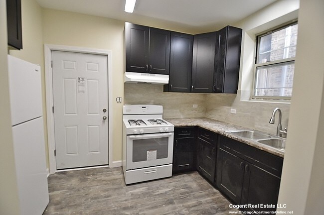 Foto del edificio - 5961 W Huron St
