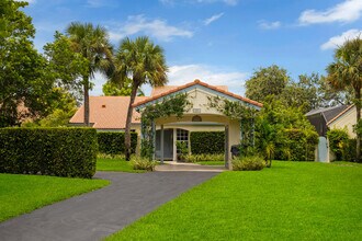 Building Photo - 2291 Las Casitas Dr